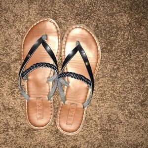 Roxy flip flops